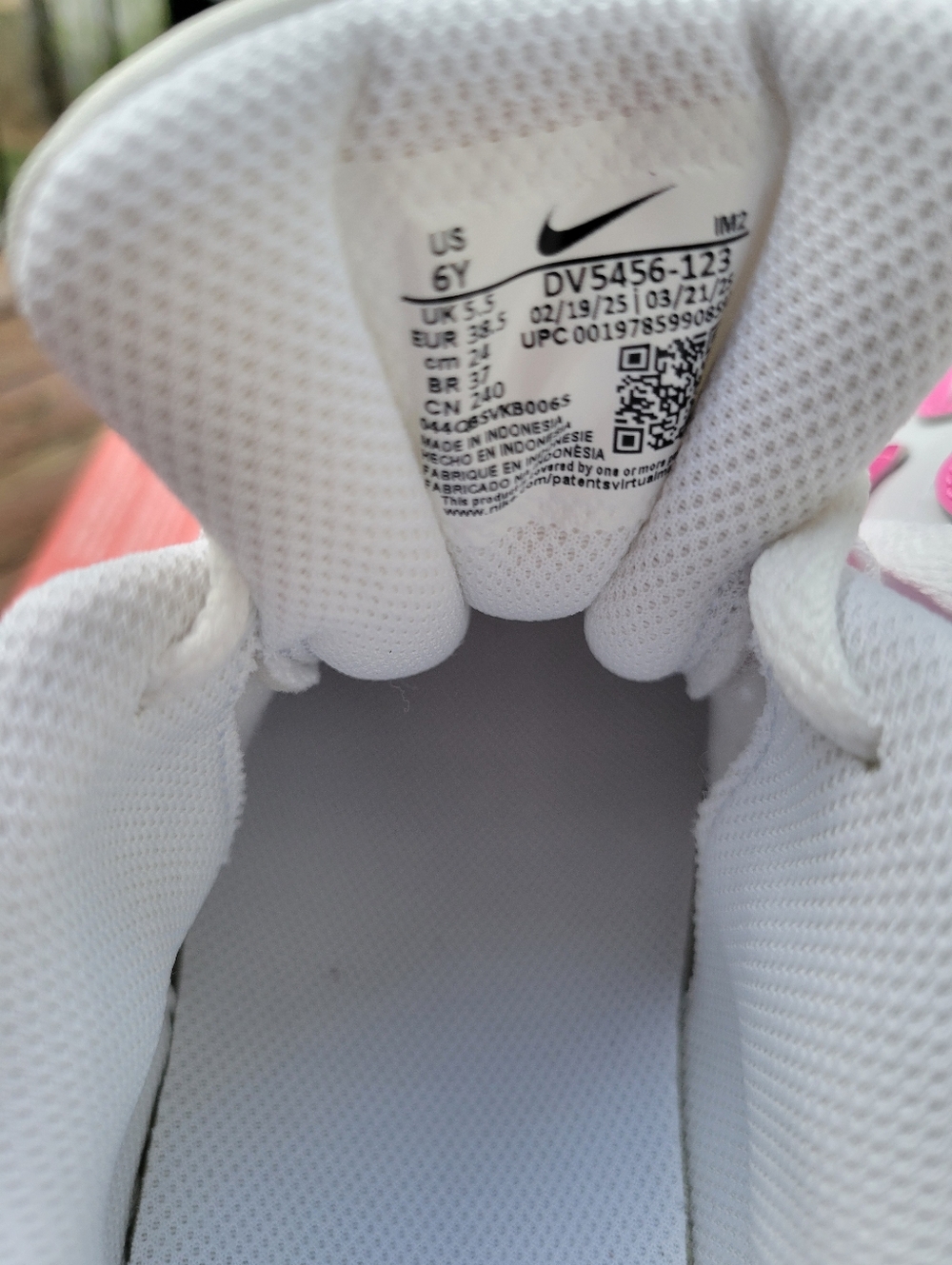 Nike Court Borough NWT - Picture 5 of 10